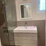 Kangaroom Guest house 4*