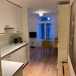 Kangaroom