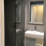Kangaroom Гостевой дом Амстердам